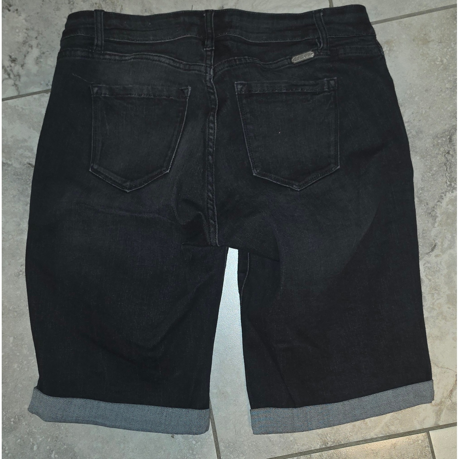 Kancan Faded Black Denim Bermuda Shorts Cuffed Mid Rise Size 29 Kc7085bk-Dw